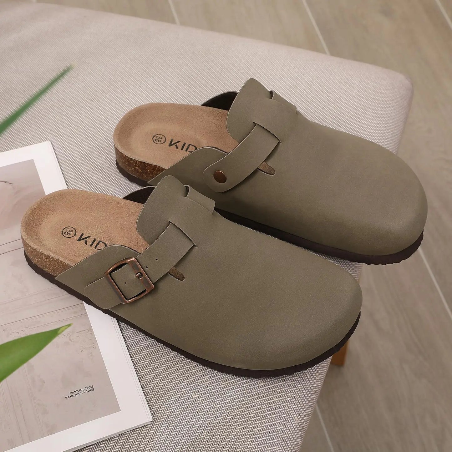 Comwarm Fashion Men's Suede Mules Slippers New Women Clogs Cork Insole Sandals With Arch Support Outdoor Beach Slides Home Shoes