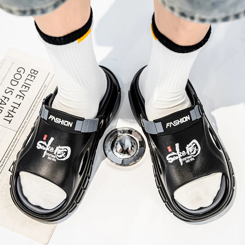 Spring Summer Men's Outdoor Slippers Beach Clogs Sandals Soft Comfortable Slides Mens Casual Water Garden Shoes Male Slippers