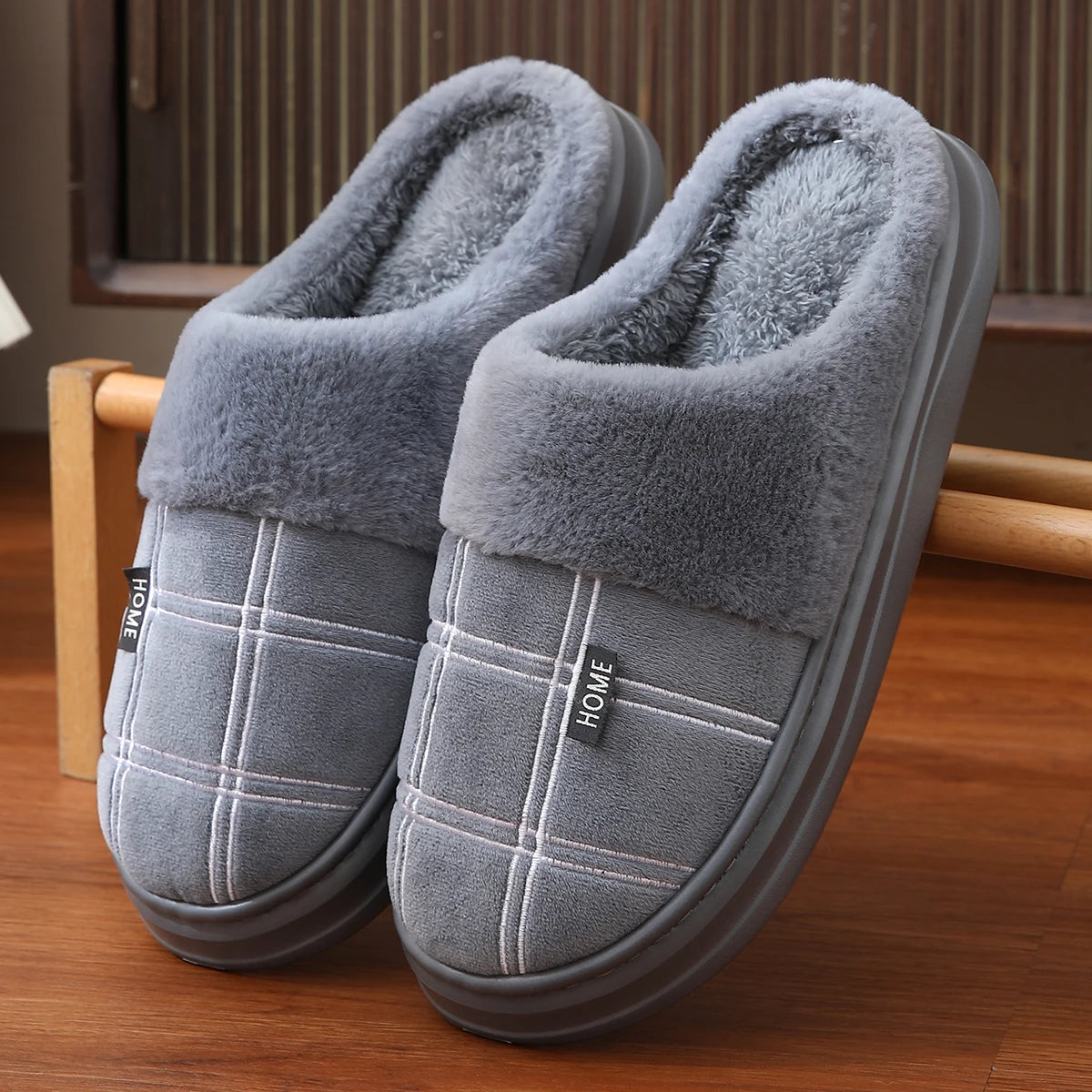 Fashion Men Home Slippers Warm Soft Non-Slip Slippers Black Large Size 40-51 Plaid Memory Foam Winter Plush Male Indoor Shoes