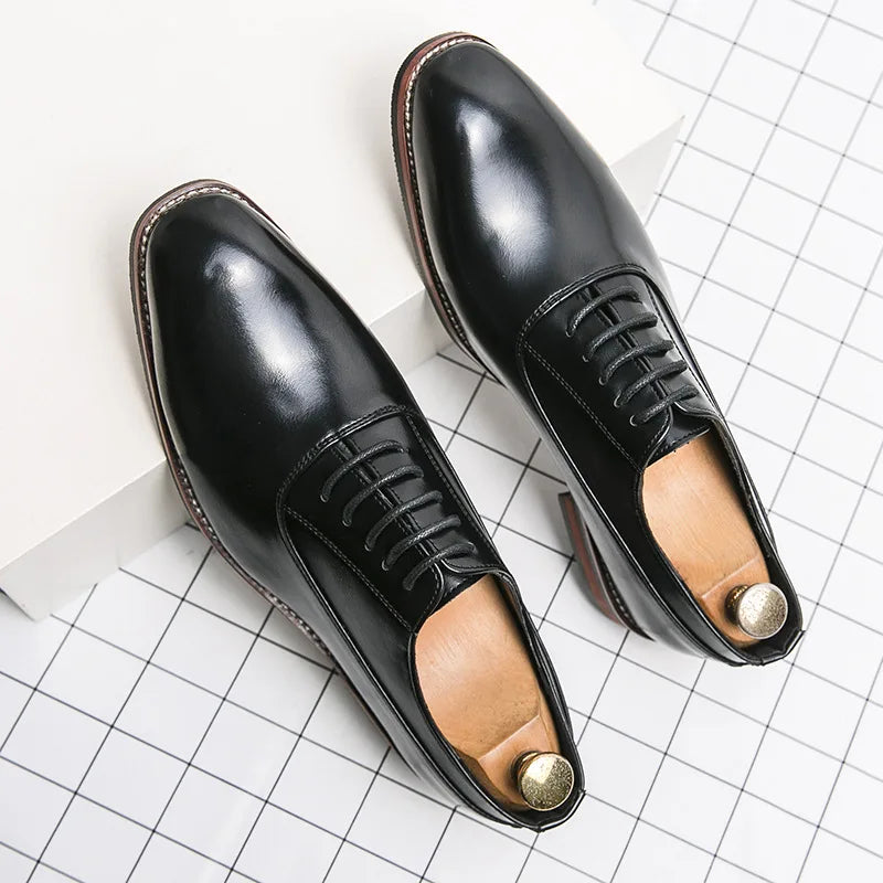 Gentleman's Leather Shoes with Rubber Sole Men's Formal Shoes Low Top Sharp Toe Leather Patchwork Business Shoes for Adults