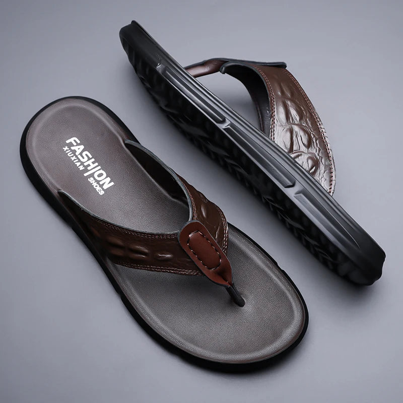 New Stylish Casual Mens Flip Flops Leather Sandals Summer Beach Walk Slippers Outdoor Male Leather Slides Man Breathable Sandals