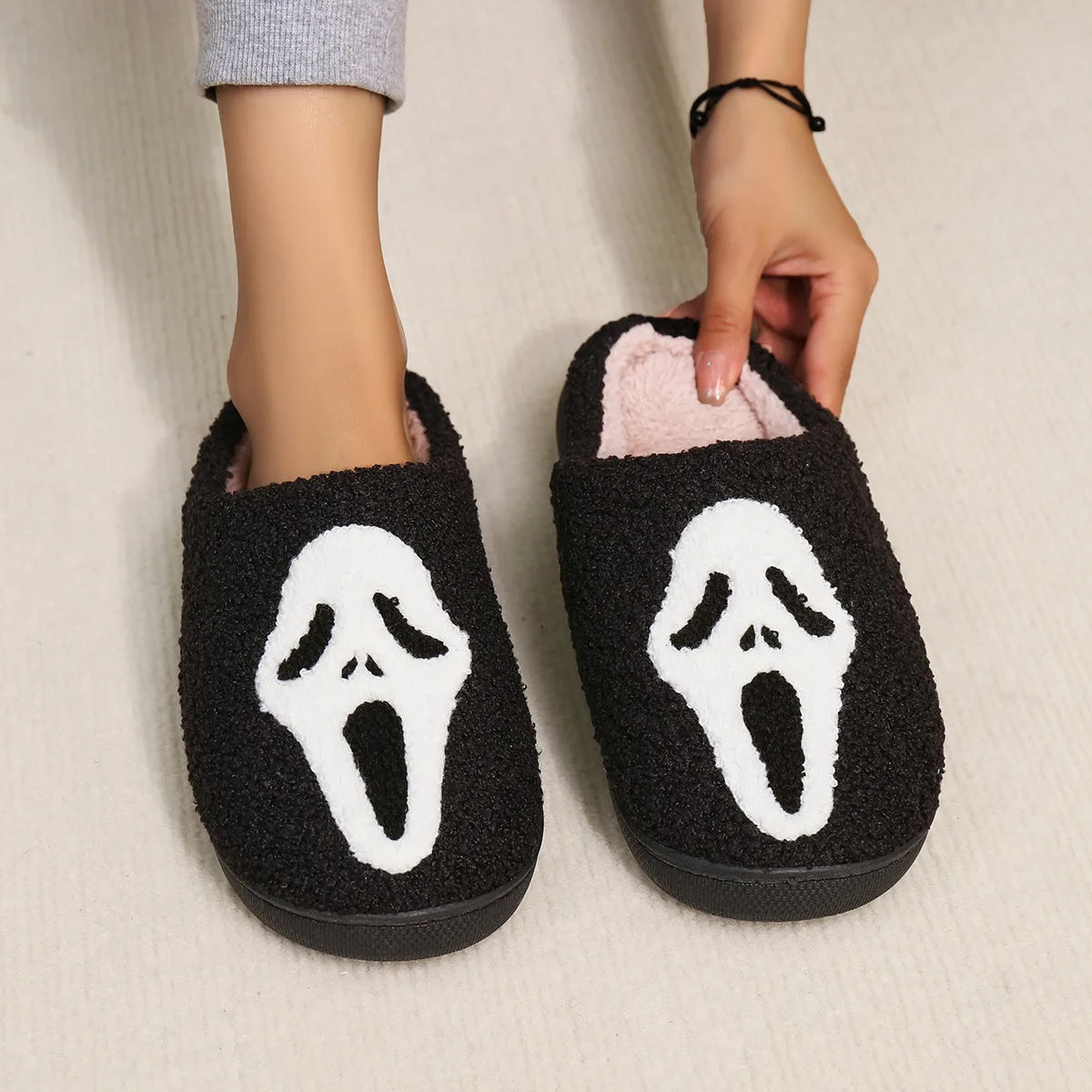 Men's Classy New Halloween Skull Cartoon Warm Winter Cotton Slippers for Men and Women Couples Home Indoor Cotton Slippers for Men