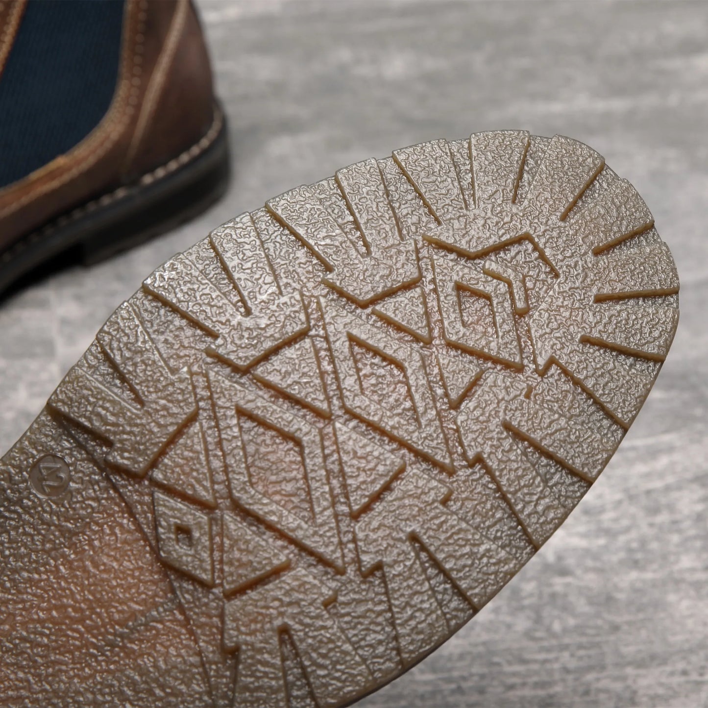 BHKH 2025 Men Chelsea Boots New Winter Men Boots  Soft Leather Elastic Strap Ankle Boots Smart Formal Business Casual Man Shoes