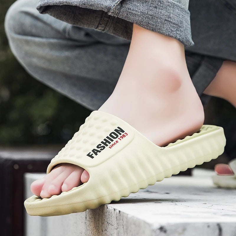 New Men's Massage Slippers Indoor Outdoor Sandals Beach Casual Shoes Comfortable Slides Mens Flip-flops Women House Slippers