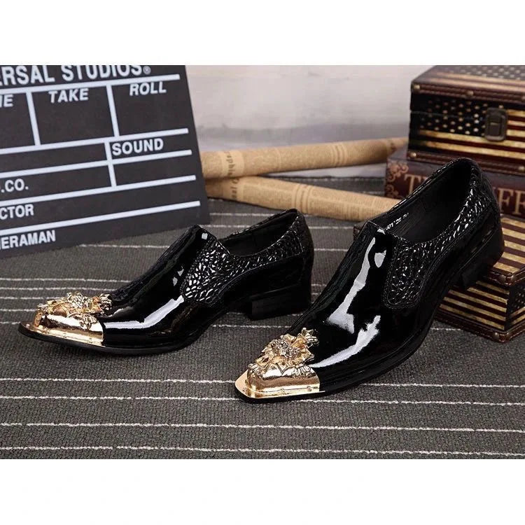 Summer business suit men's shoes black glossy leather shoes leading pointed party trend wedding shoes.