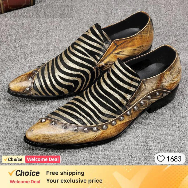 Summer business suit men's shoes black glossy leather shoes leading pointed party trend wedding shoes.