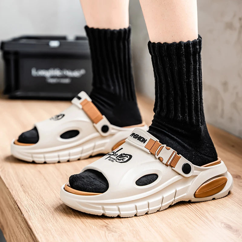 Spring Summer Men's Outdoor Slippers Beach Clogs Sandals Soft Comfortable Slides Mens Casual Water Garden Shoes Male Slippers